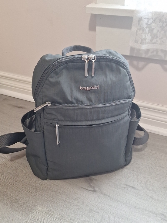 Baggallini Handbags - Baggallini Securtex Vacation Travel Backpack Charcoal Gray